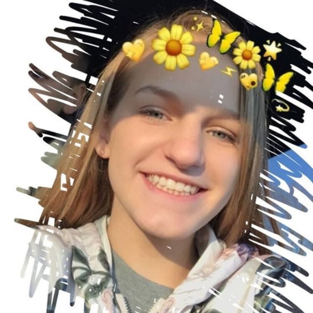 Meet your Posher, Ava